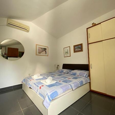 Apartmani Sara Omišalj Dış mekan fotoğraf