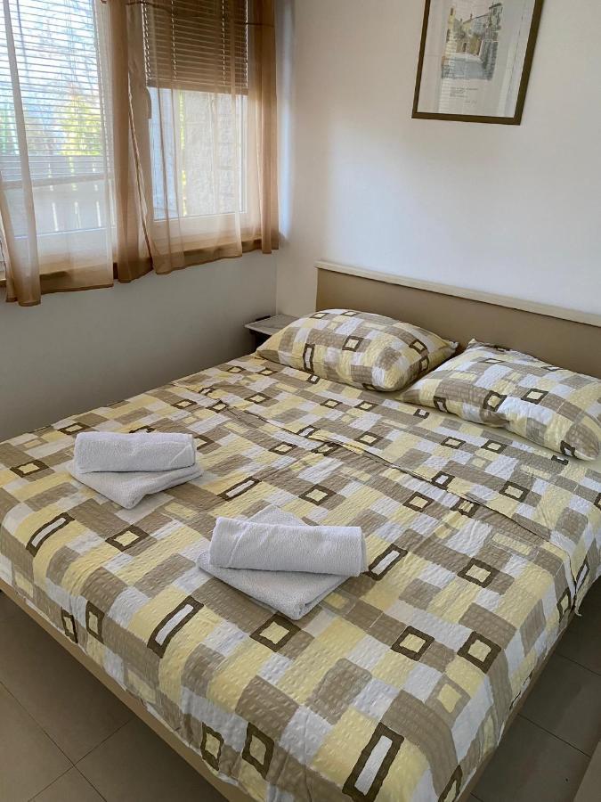 Apartmani Sara Omišalj Dış mekan fotoğraf