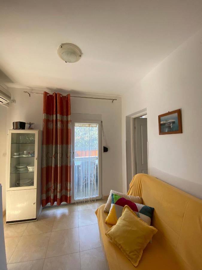 Apartmani Sara Omišalj Dış mekan fotoğraf